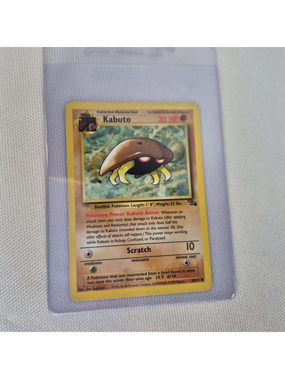 vintage Kabuto Pokémon trading card  1999 Fossil expansion set LV9 #140
